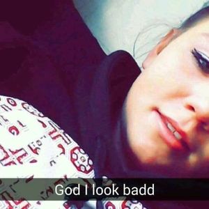 Meet your Posher, Taylea